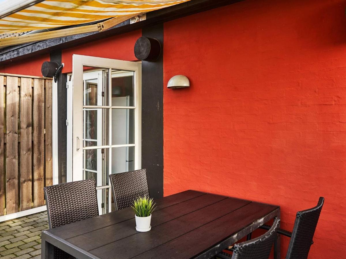 5 Person Holiday Home In Aakirkeby Экстерьер фото
